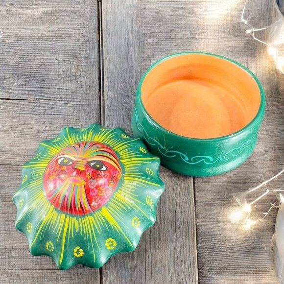 Mexican Pottery RedWare Trinket Dish Holder Container Sun Shaped Isidoro Signed - Picture 1 of 15